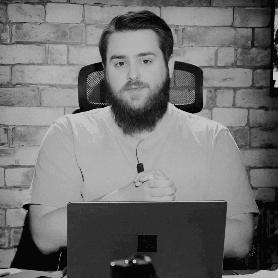 Alex-pereira almuni ESD