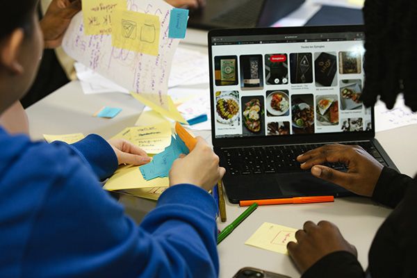 Chargé de Production ESD