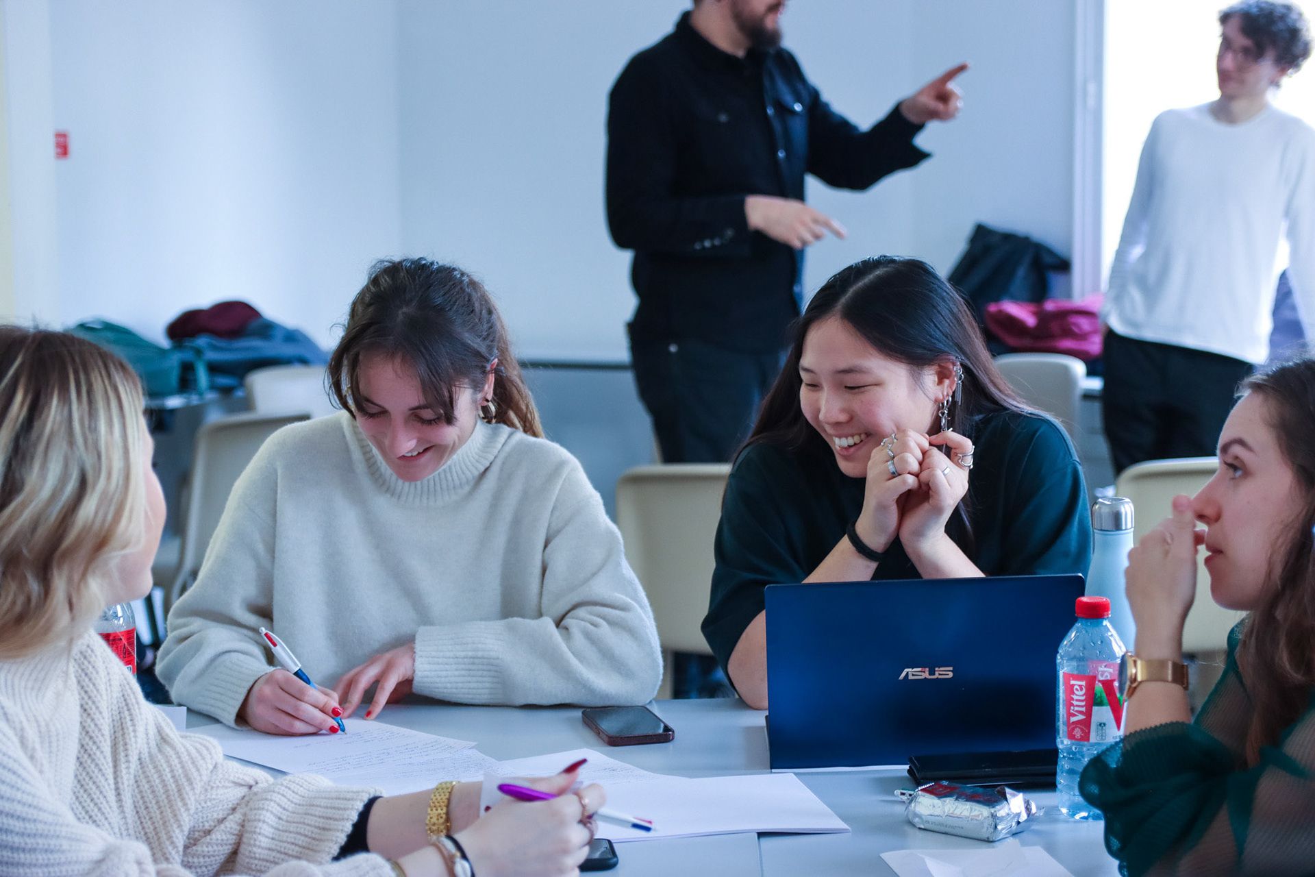 étudiantes pendant le stage d'orientation